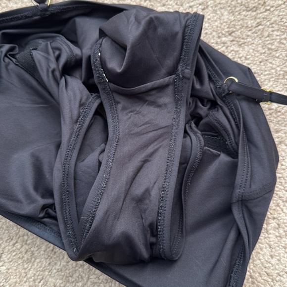 Andie The Amalfi Classic Black Scoop Neck Padded One Piece Swimsuit Size Large - Picture 8 of 9